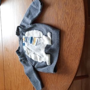 Baby Gap pullover sweater with polar bear design, size 3-6 months, gray